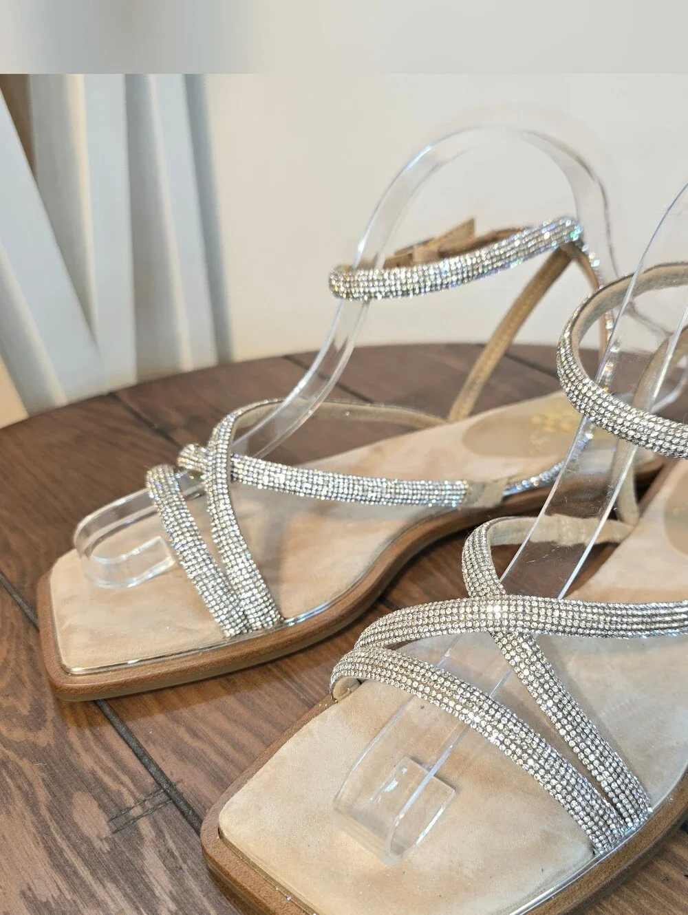 Vince Camuto NWT Pertema Sparkle Strappy Women's Sandals Size 7M